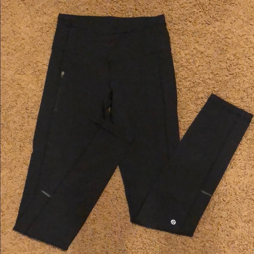 Women’s lululemon leggings size 6